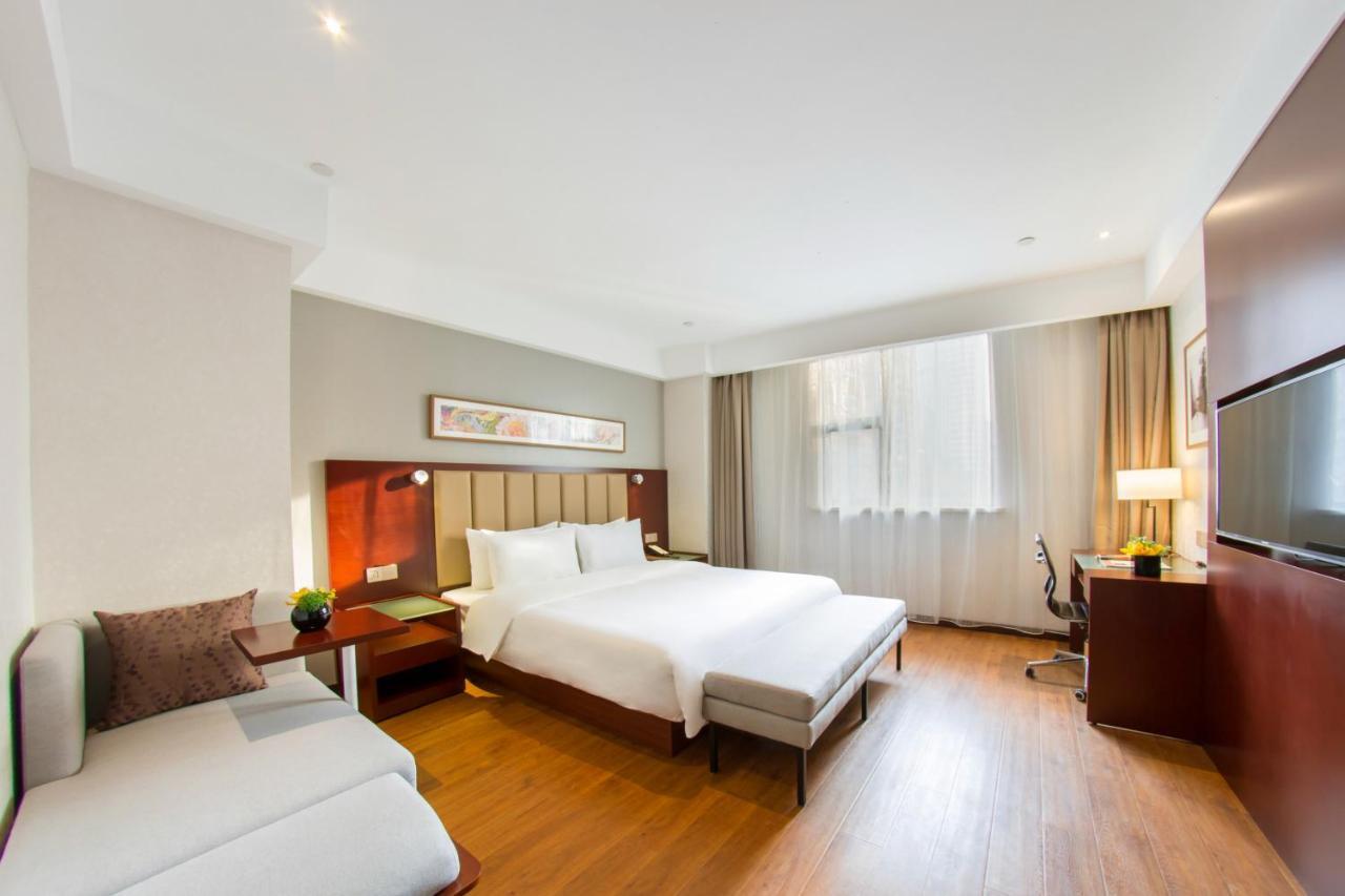 Yitel Hotel เซี่ยงไฮ้ ภายนอก รูปภาพ